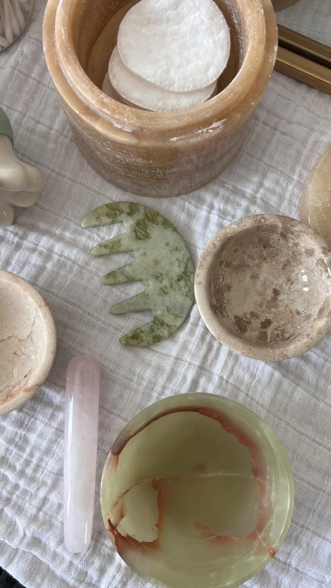 Holistic facials in Sherman Oaks